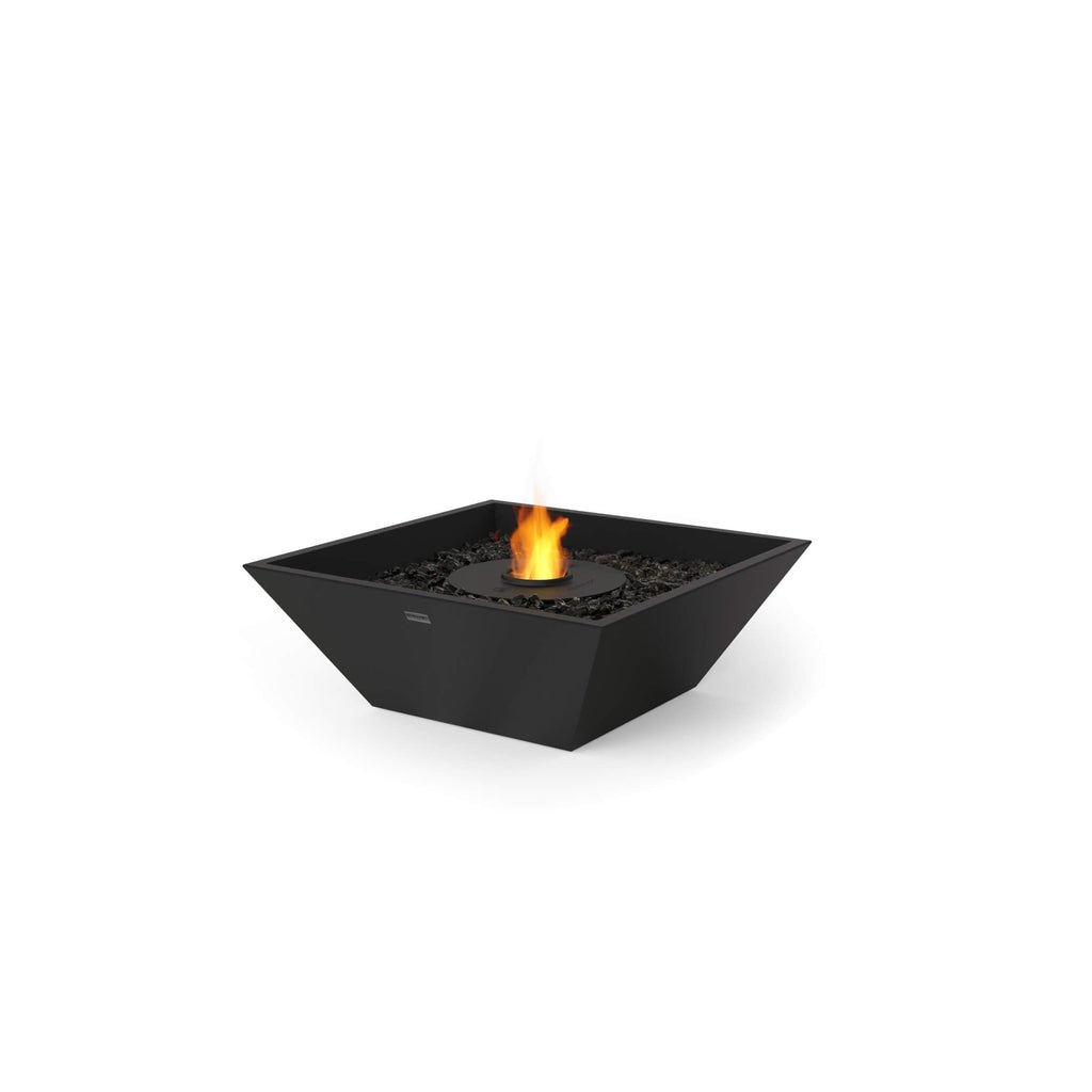 EcoSmart Fire Nova 600 bioethanol fire pit in black with a central flame and dark decorative stones.